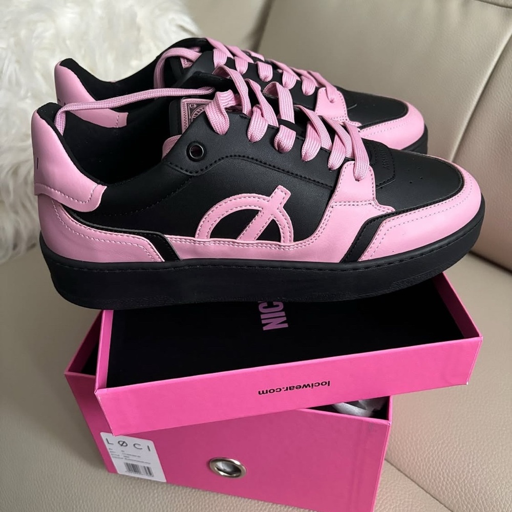 Nicki Minaj/Loci Black and Pink Sporty Sneakers (Worn once)